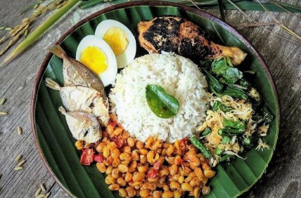 Inilah Sego Wiwit Makanan Tradisional Jawa Yang Penuh Filosofi