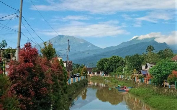 Menikmati Pesona Alam Dan Indahnya Sunrise Di Desa Bejalen Ambarawa