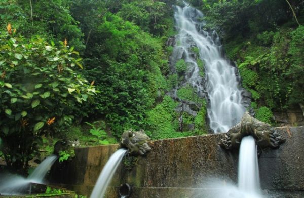 Air Terjun Seloprojo: Pesona Alam Magelang yang Memikat Jiwa