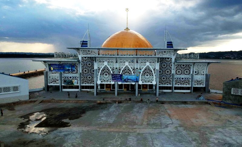 Masjid Al Alam