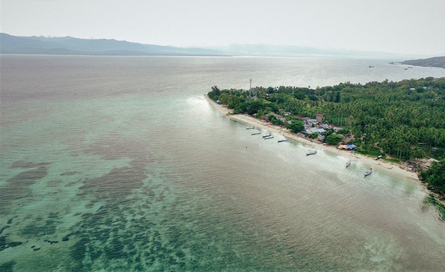 Pantai Tanjung Karang Donggala