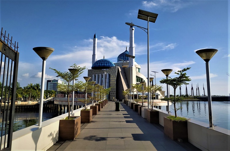 Masjid Unik Makassar