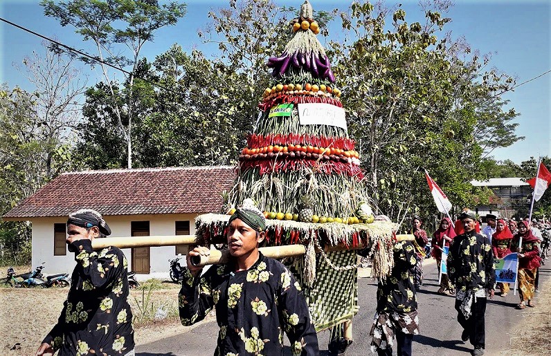 Tradisi Indonesia