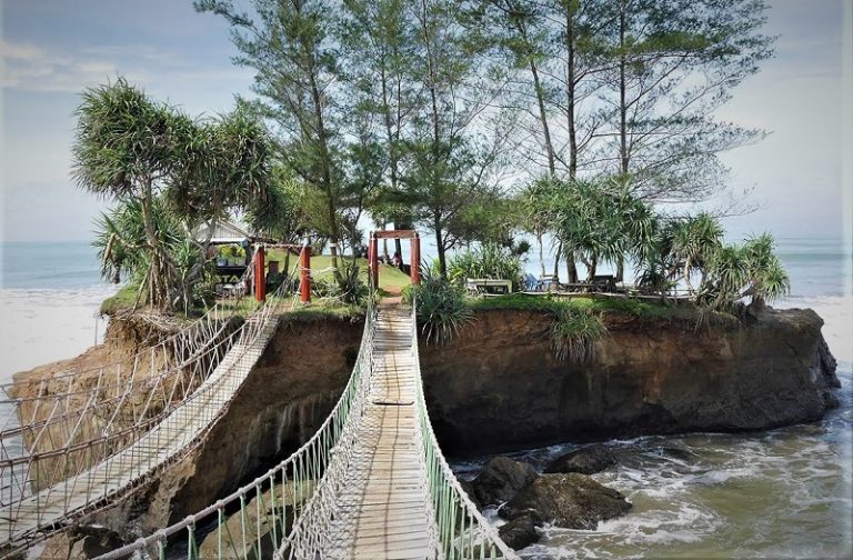 Tiga Objek Wisata Bengkulu Yang Menarik Buat Dinikmati Saat Liburan ...