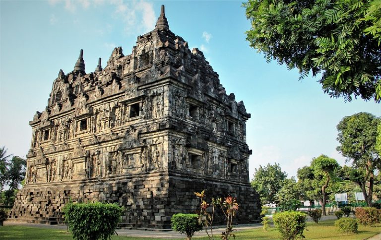 Candi Sari Yogyakarta yang Megah dengan Bangunan Bertingkat - Turisian.com
