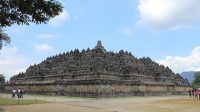 Kunjungan Wisatawan ke Borobudur