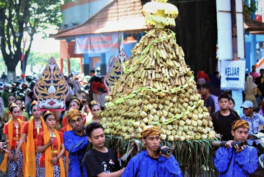 Festival Kupat Lepet Jepara