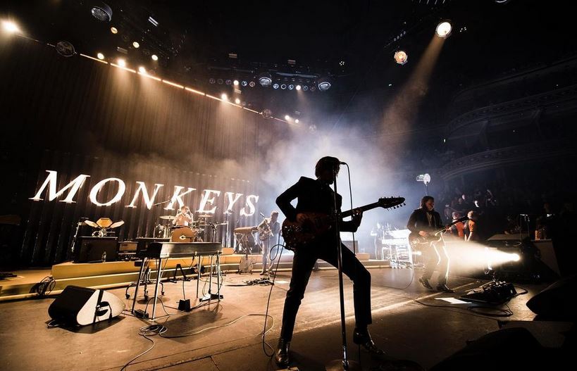 Konser Arctic Monkeys