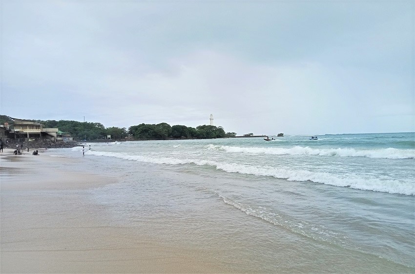 Pantai Santolo