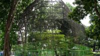 Taman Flora Bratang Surabaya