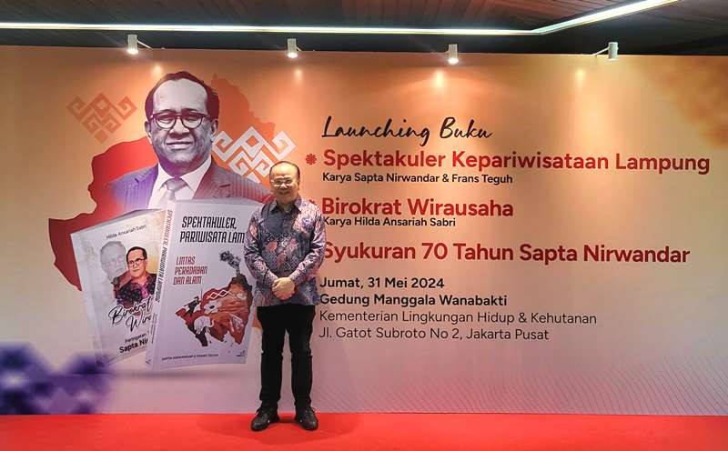 Prof Dr Sapta Nirwandar