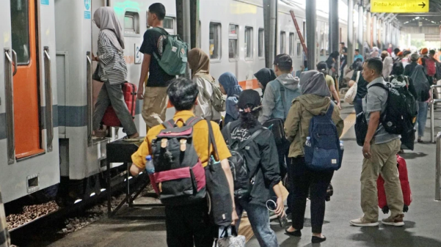 Lonjakan Penumpang