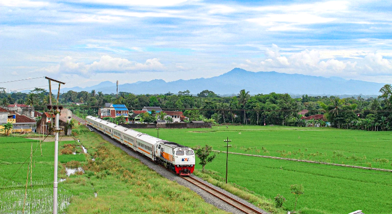 Volume Angkutan Penumpang