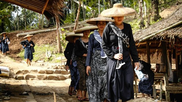 Suku Baduy Dalam