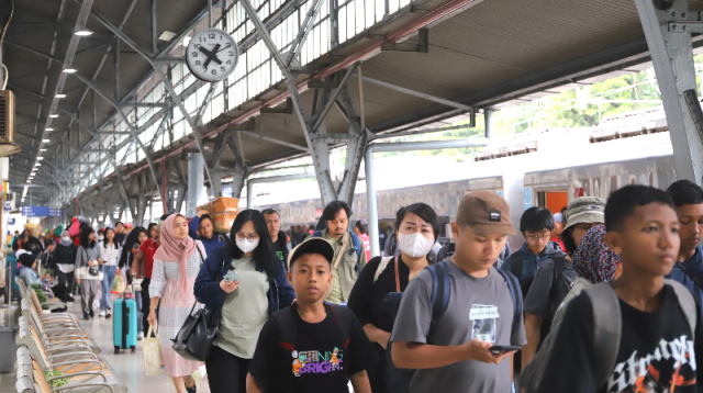 Kereta Api Pariwisata