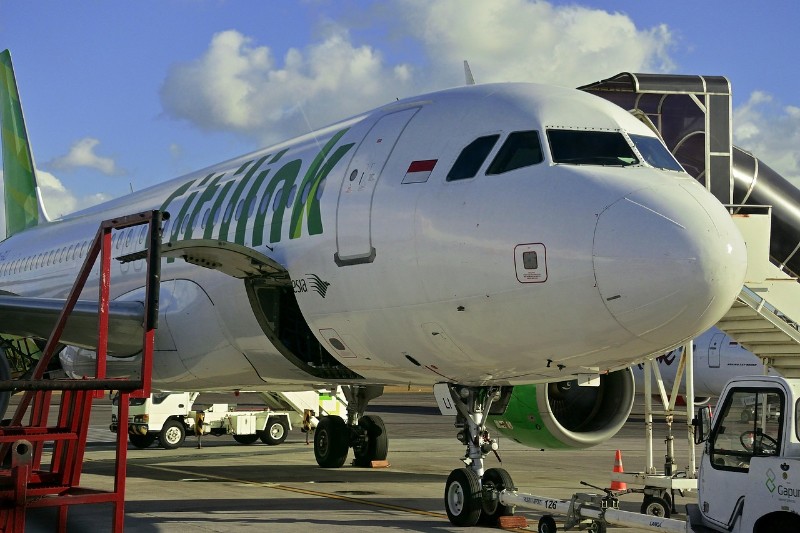 Bandara HLP