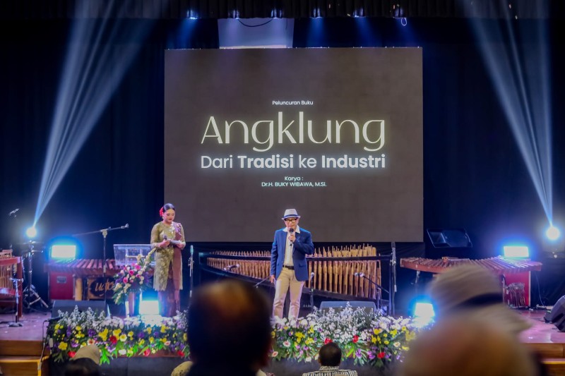 Perjalanan Angklung