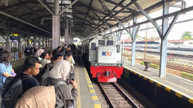 kursi kereta api