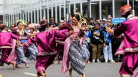 Perhelatan yang utuh