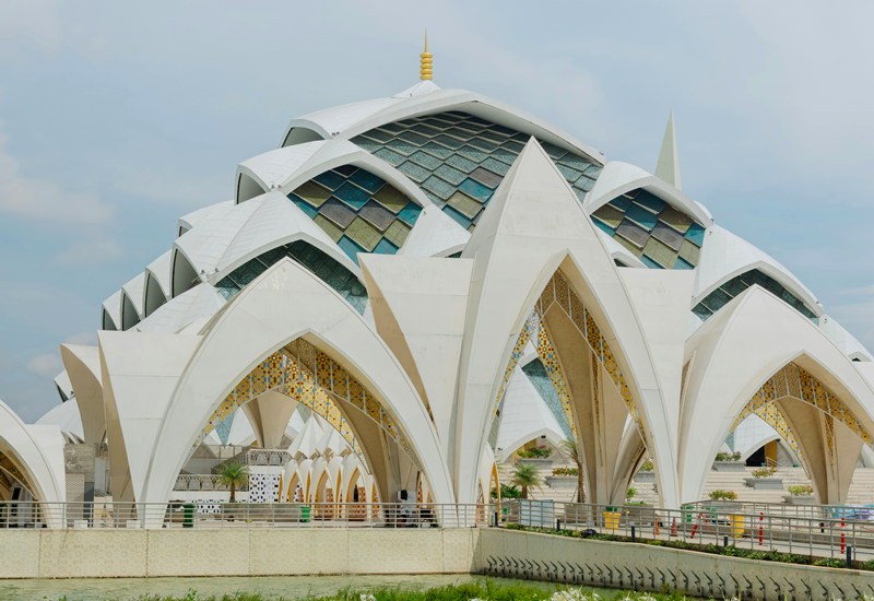 Arsitektur Masjid Raya Al Jabbar
