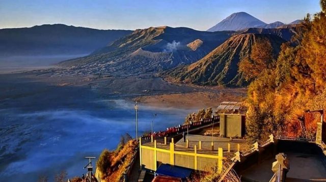 Amphitheater Seruni Point