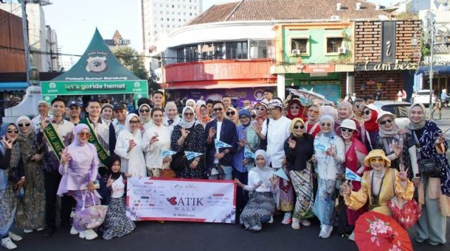 Batik Walk