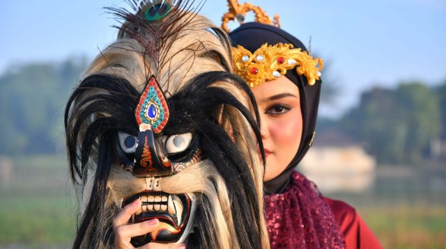 Tari Topeng